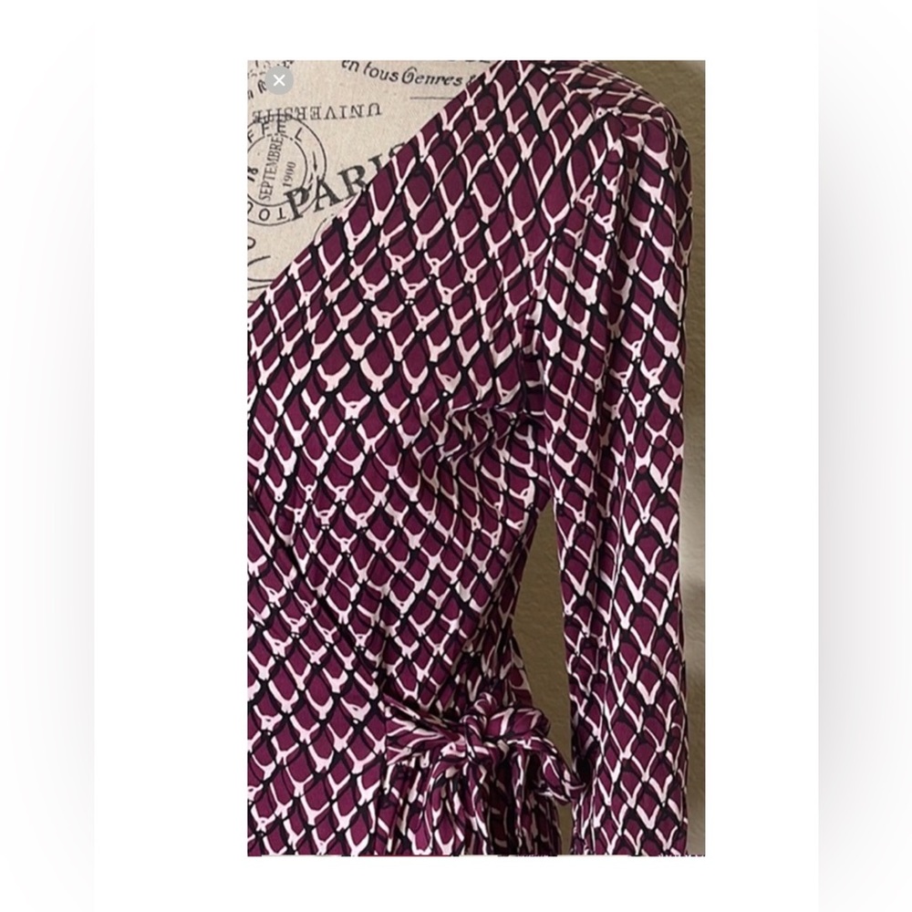 Diane Von Furstenberg Burgundy and White Wrap Dress - Picture 2 of 12
